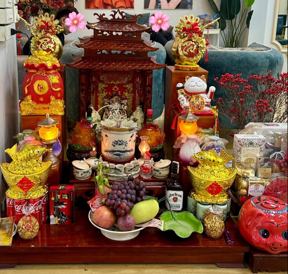 Bàn Thờ Thần Tài Mái Bằng Đồ Thờ Sứ Đỏ Đắp Nổi